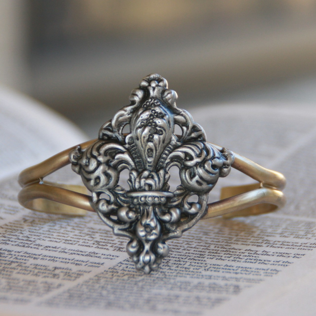 ART-108 Scrolly Fleur de Lis cuff bracelet