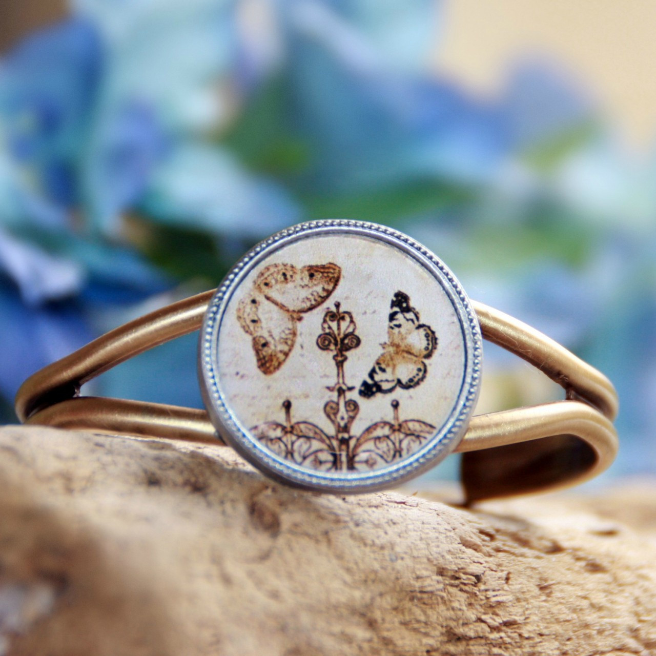 ART-123 Butterfly Vintage Style Cuff Bracelet