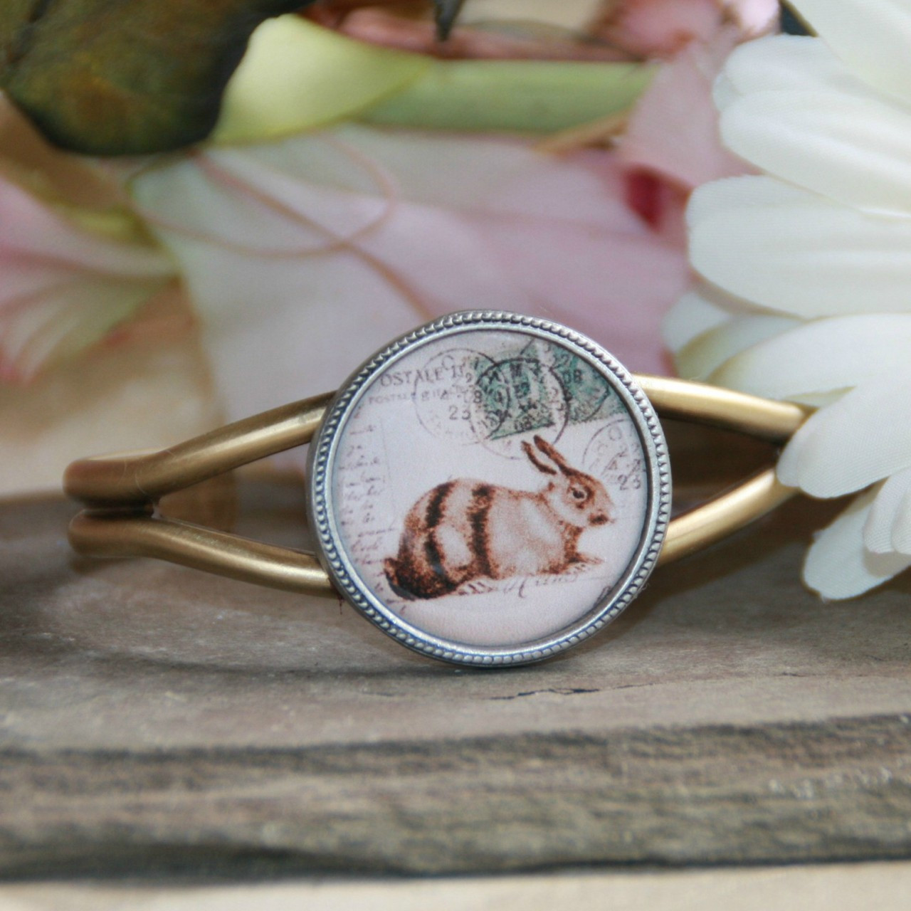 ART-126 Love the Bunny Vintage Style Cuff Bracelet