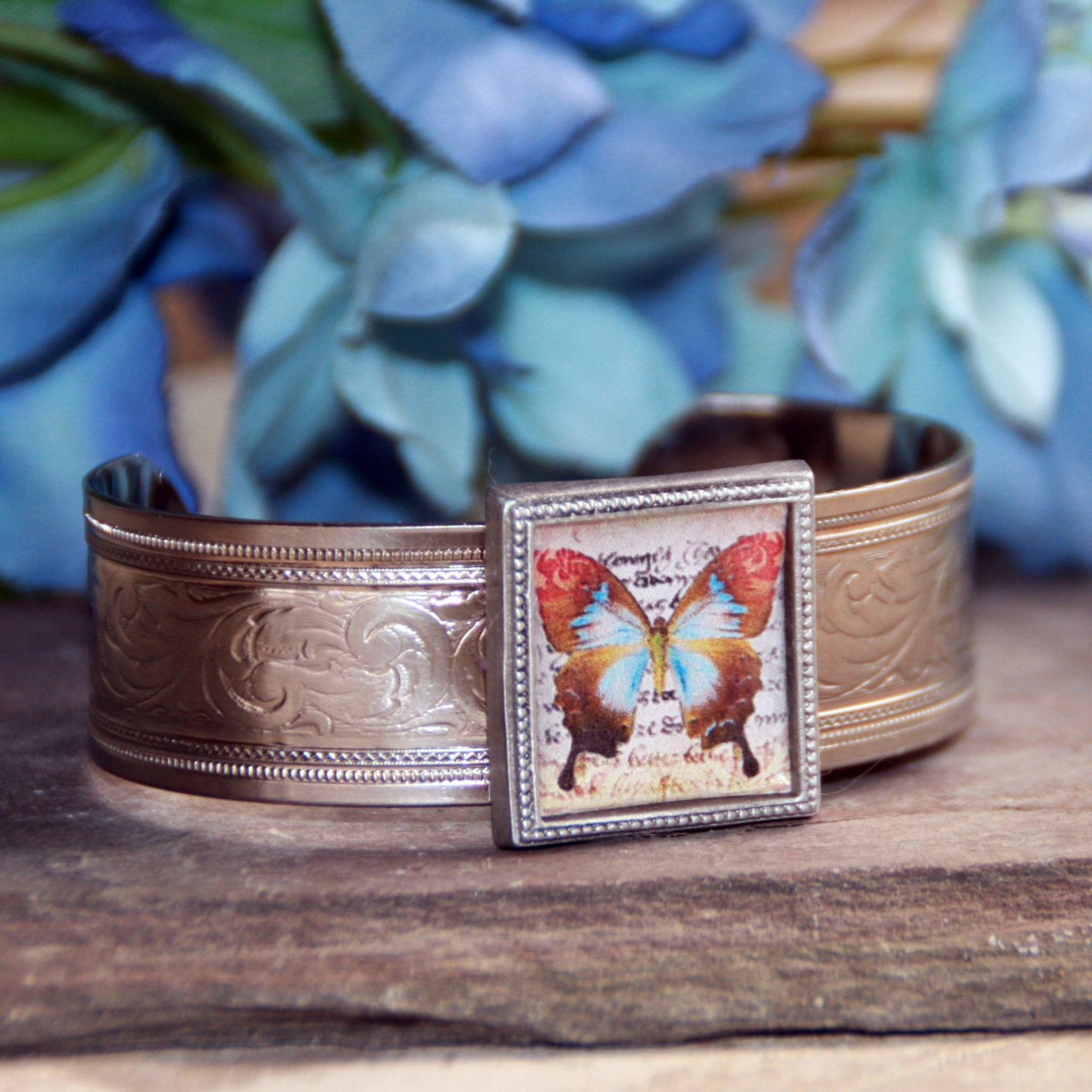 ART-129 Butterfly White gold finish ART Collection Bracelet