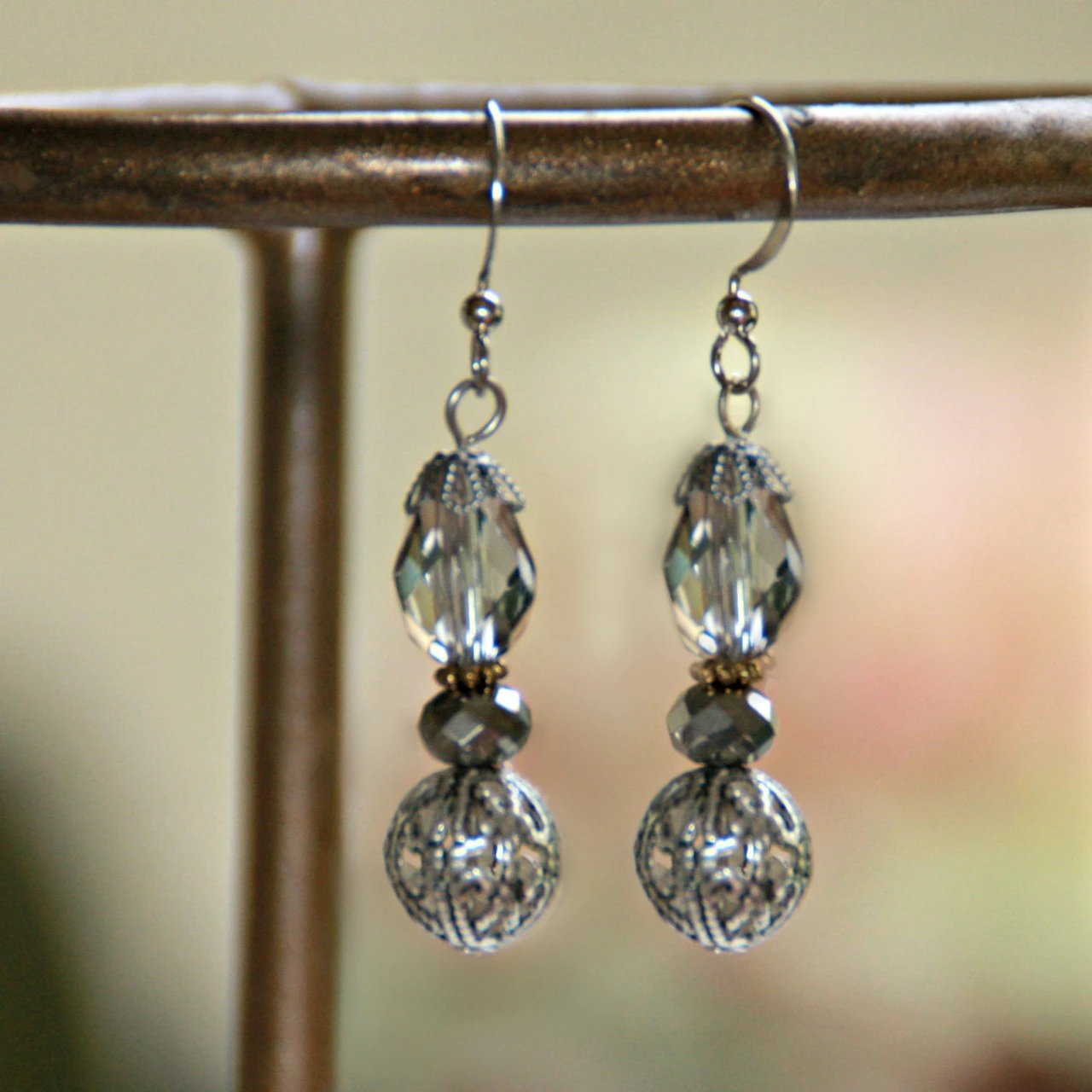 IS-633 In style Grey tone Beaded Matching Earrings