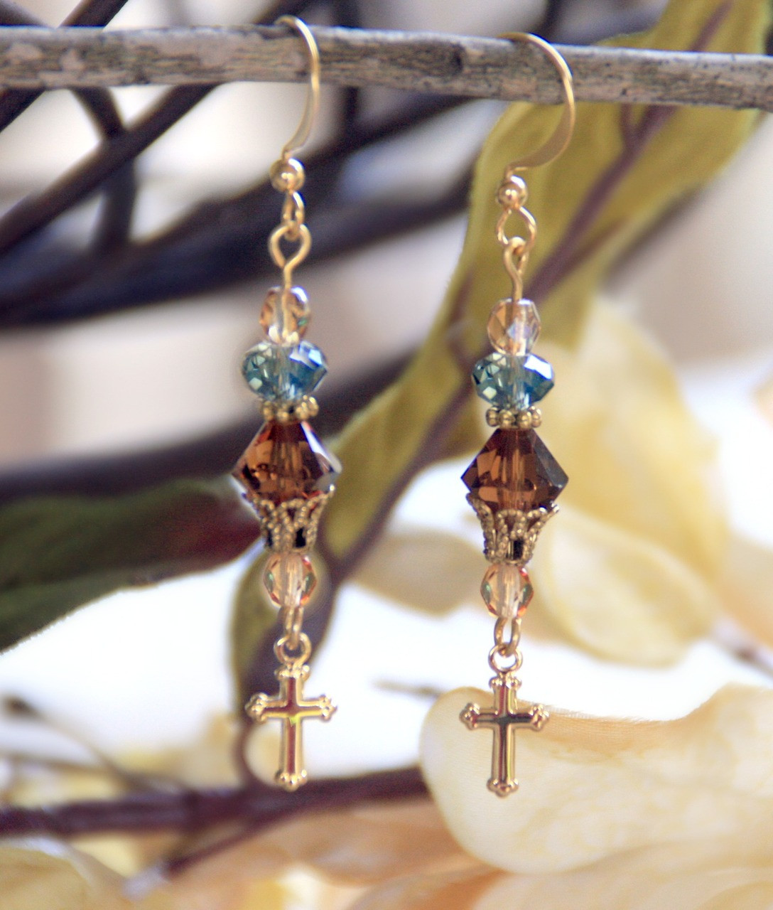 IN-706 Swarovski Crystals and Cross Drop Earrings