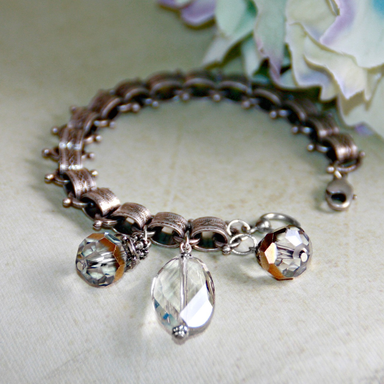 IS-690  Vintage style Crystals drop Charm Bracelet