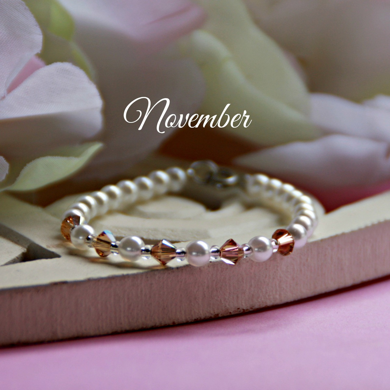 CJ-139  November Birthstone Bracelet 5"