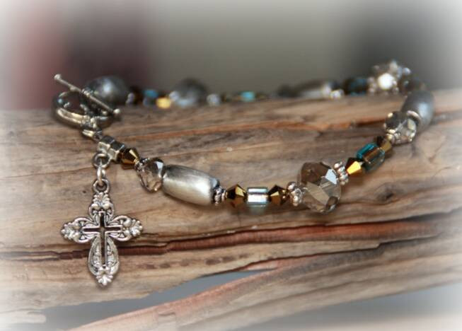 IN-345 Delight yourself in the Lord bracelet