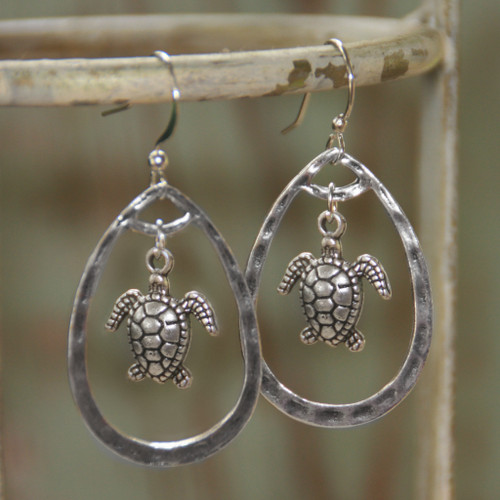 OC-17  Seaturtle Teardrop Earrings