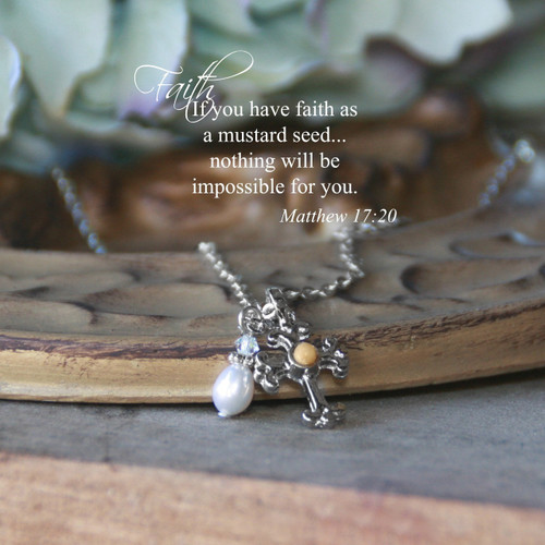 IN-516  Mustard Seed Necklace with Freshwater Pearl and Mustard Seed