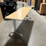 Pre-Owned Blonde Laminate Flip-Top Nesting Table