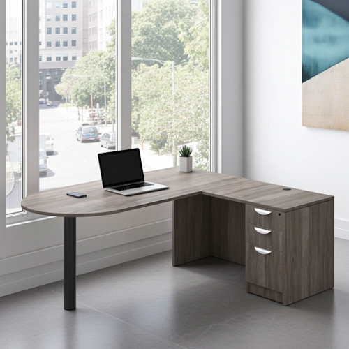 Offices To Go Layout SL-24, 72" x 71" D-Island with Return