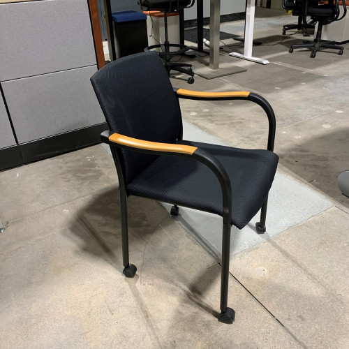 Pre-Owned Paoli Rolling Side Chair