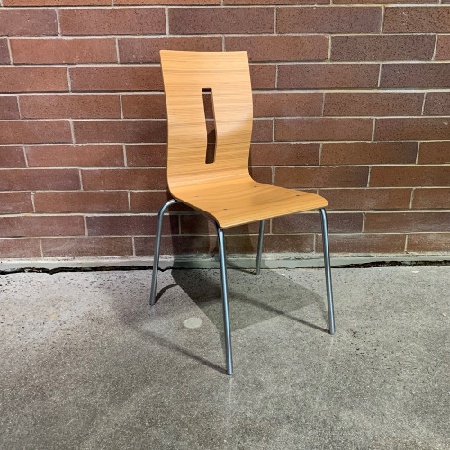 Pre-Owned Allermuir Scoop Stackable Chair
