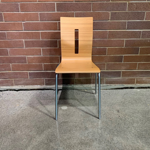 Pre-Owned Allermuir Scoop Stackable Chair