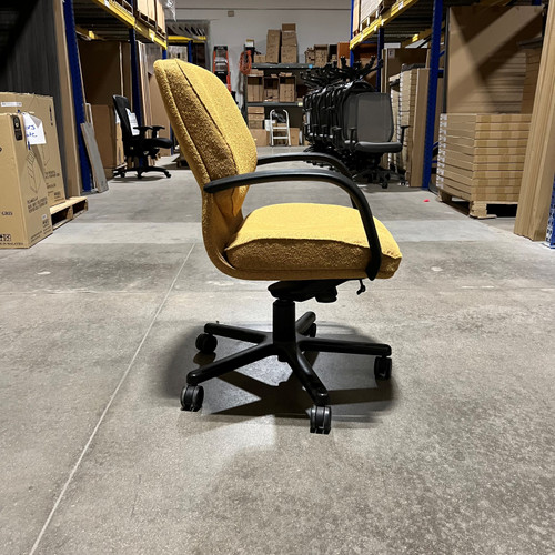 Pre-Owned Mid-Back Executive Chair, Yellow
