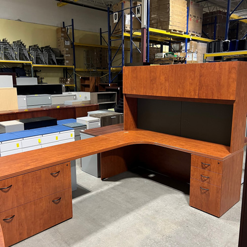 Pre-Owned Magna Cherry Laminate L-Shape Desk with Hutch, Left Handed