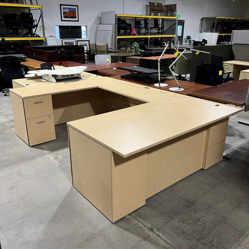 Pre-Owned Global Maple Laminate, U-Shape Desk