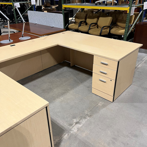 Pre-Owned Global Maple Laminate, U-Shape Desk