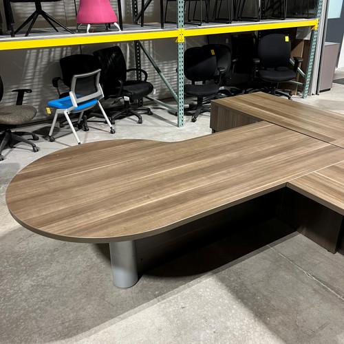 Pre-Owned Steelcase Walnut Laminate, L-Shape P-Desk, Right Handed