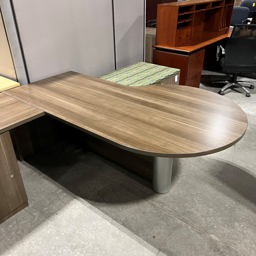 Pre-Owned Steelcase Walnut Laminate, L-Shape P-Desk, Left Handed 90"D x 72"W