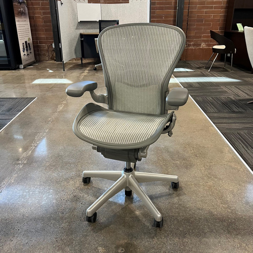 Pre-Owned Herman Miller Aeron