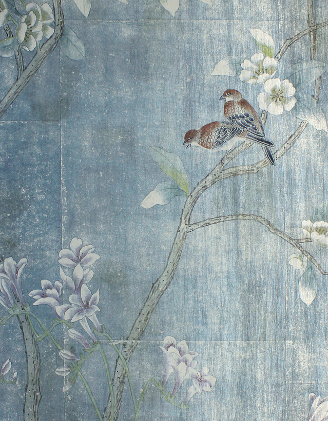 Chanteur Silver, printed mural wallpaper by Paul Montgomery. Detail shot.