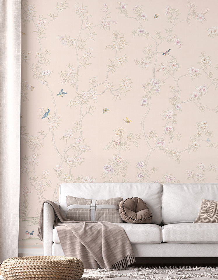 Biarritz, printed mural wallpaper by Paul Montgomery. Petale chinoiserie in room.