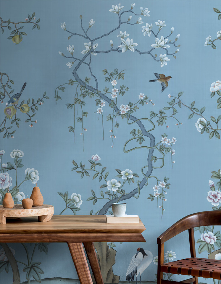 Jinan Blue, printed mural wallpaper by Paul Montgomery. Blue chinoiserie in room. Jinan Blue, printed mural wallpaper by Paul Montgomery. Blue chinoiserie in room.
