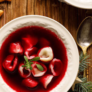 Clear Red Borsch & Mushroom Uszka Family Dinner Bundle