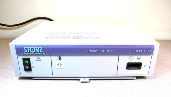 KARL STORZ 202221-20  TRICAM SL NTSC CAMERA CONTROL UNIT / VIDEO CCU, TESTED