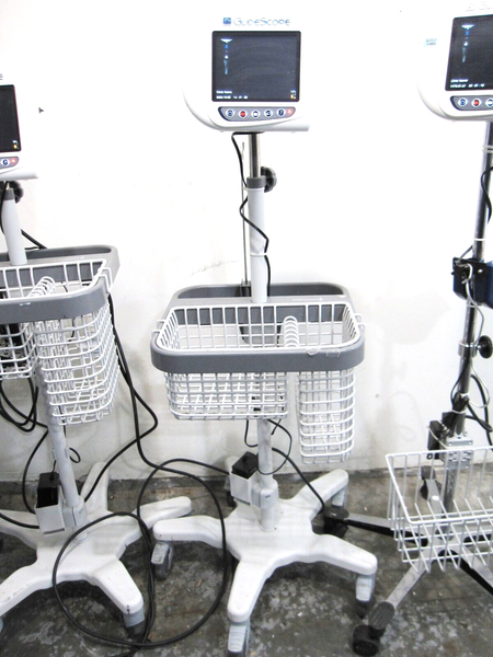 Deluxe Rolling Cart for Verathon 0570-0338 GlideScope Video Monitor