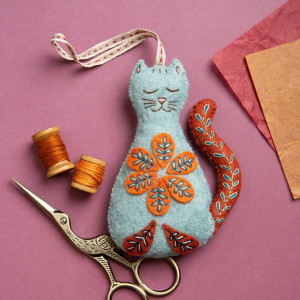 Folk Cat Kit Folk Cat Kit