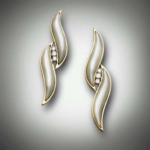 ER 210 earrings have 11 points each of F/VS pave` diamonds and have hand carved mother of pearl all set in 14kt yellow gold.