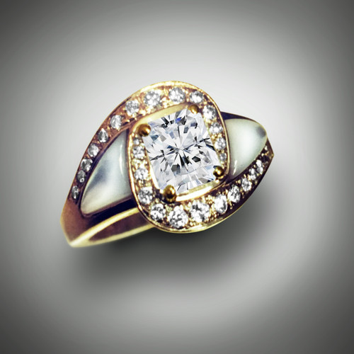 R 510 Radiant Diamond with Mother Of Pearl