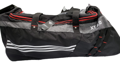 Adidas XT 5.0 Wheelie Cricket Kit Bag .