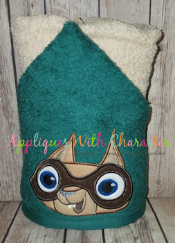 Super Squirrel Chip Peeker Applique Design