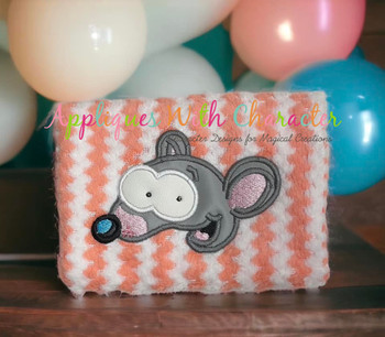 Toopey Mouse Peeker Applique Embroidery Design