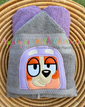 Rita Grannie Peeker Applique Design