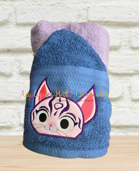 Superkitties Willa Peeker Applique Design