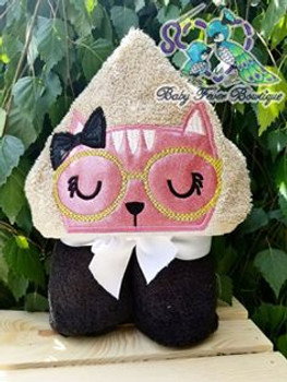 Smart Kitty Peeker Applique Design Smart Kitty Peeker Applique Design