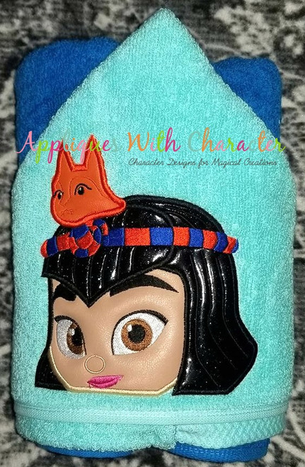 Super Monsters Cleo Peeker Applique Design