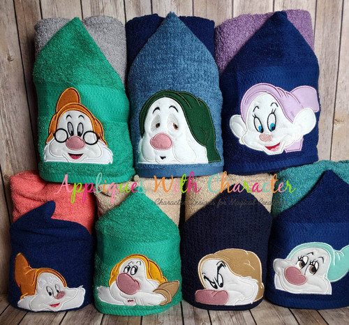 Snow White Seven Dwarfs Peeker Set Applique Designs