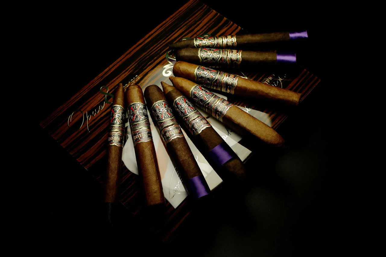 OpusX Opus8 Maccassar – Heaven & Earth Limited Edition Set