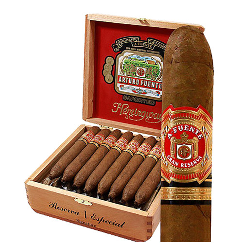Arturo Fuente Hemingway Classic Sun Grown Cigars - Box of 25 Box of 25