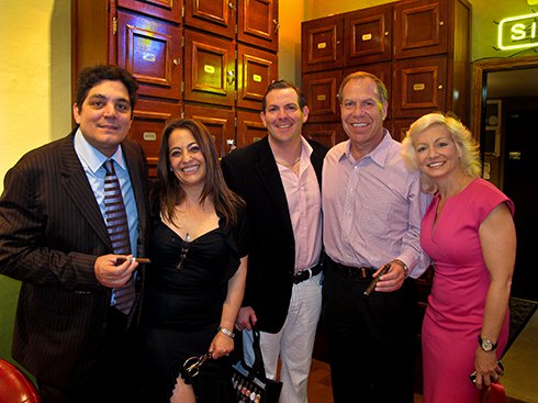 2011-1-montecristo-lounge-grand-openning.jpg