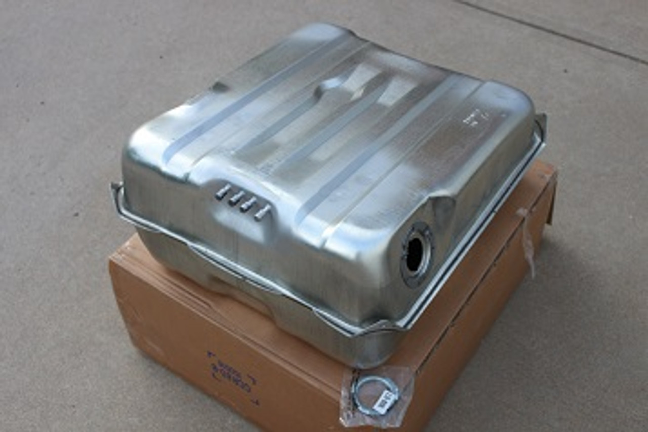 CR8D - 72-74 Challenger Fuel Tank - Four front vent pipes - Premium tin plating