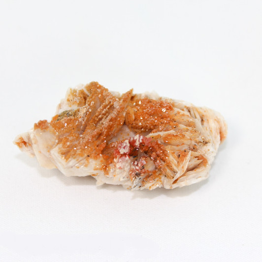 Vanadinite on Barite