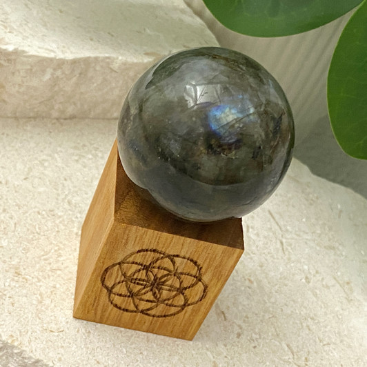 Labradorite Sphere 4cm