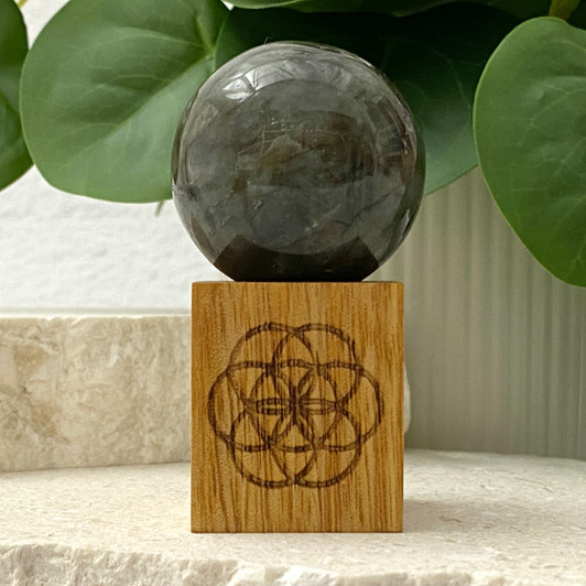 Labradorite Sphere 4cm