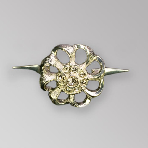3/4 inch Round Flower Shape Crystal/Silver shoe buckle with 2 prongs (60% off) 3/4 inch Round Flower Shape Crystal/Silver shoe buckle with 2 prongs (60% off) Product