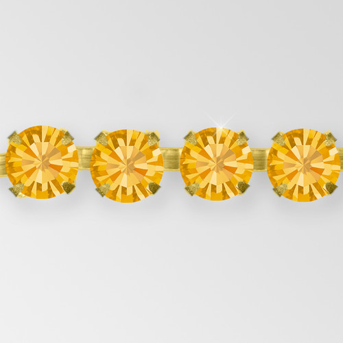 Rhinestone Chain, Machine Cut Topaz, Gold Plated, ss6.5 Product