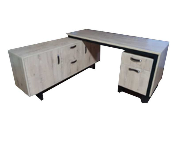 NEWLAND Executive Table NEWLAND Executive Table